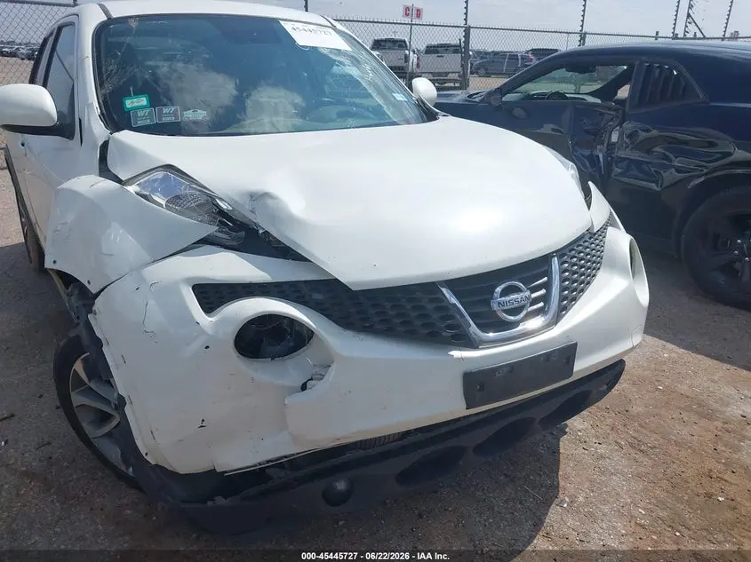 2013 NISSAN JUKE SL