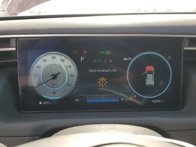 2024 HYUNDAI TUCSON SE  