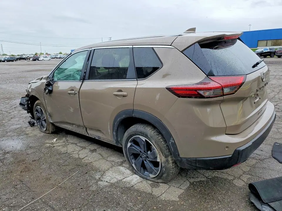2025 NISSAN ROGUE SV  