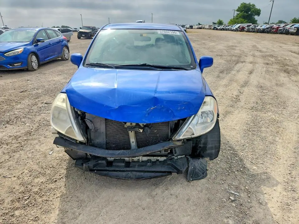 2012 NISSAN VERSA 1.8 S  