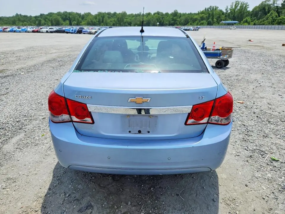 2011 CHEVROLET CRUZE LT  