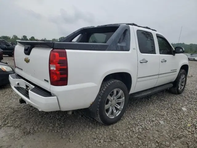 2011 CHEVROLET AVALANCHE LTZ  