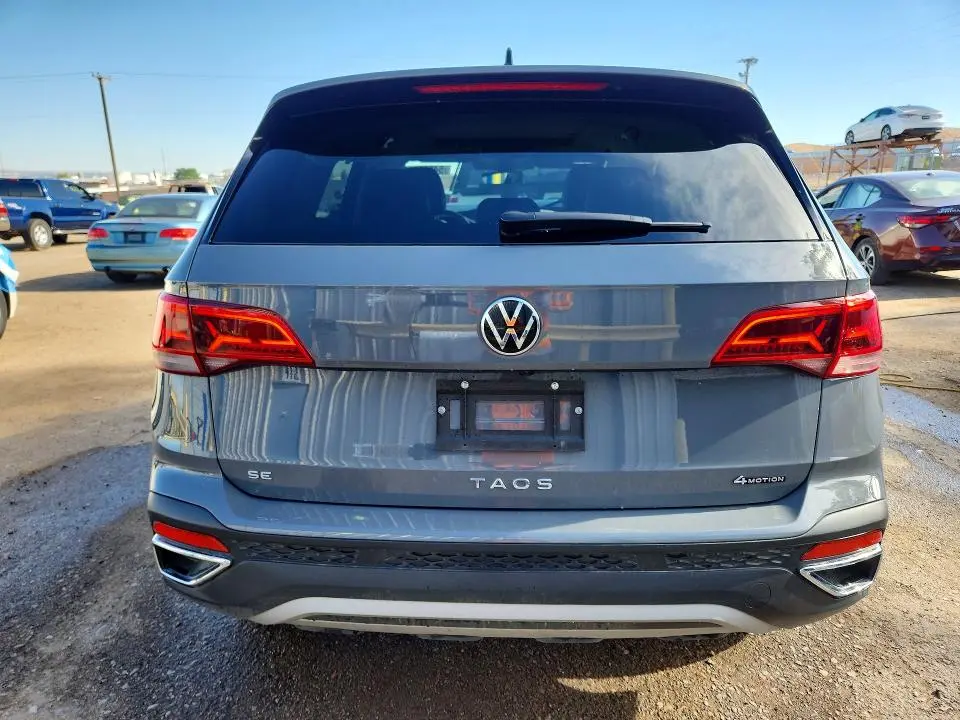 2024 VOLKSWAGEN TAOS S  