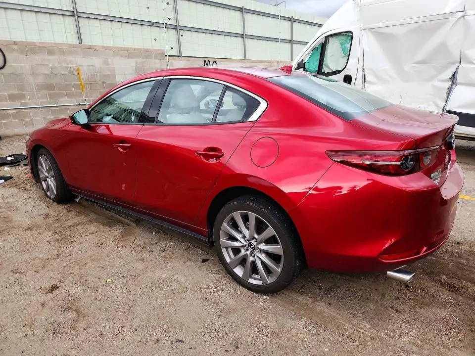 2019 MAZDA 3 PREMIUM  