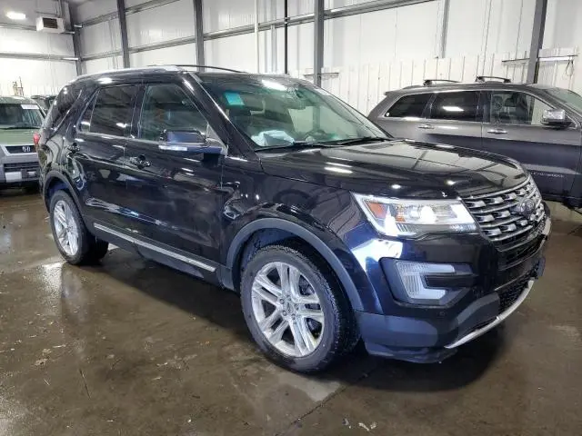 2017 FORD EXPLORER XLT  