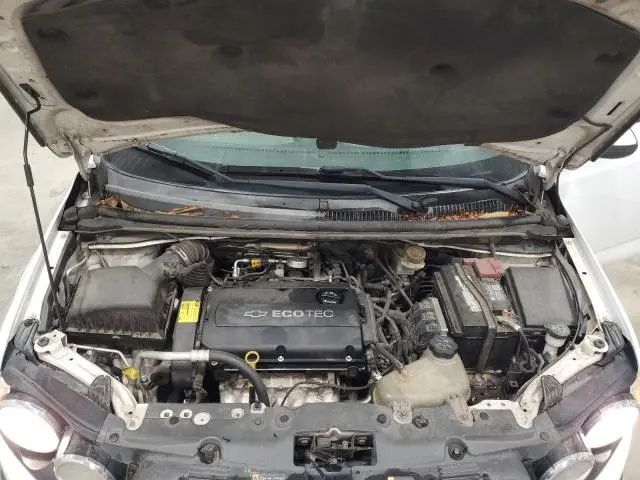 2014 CHEVROLET SONIC LS  