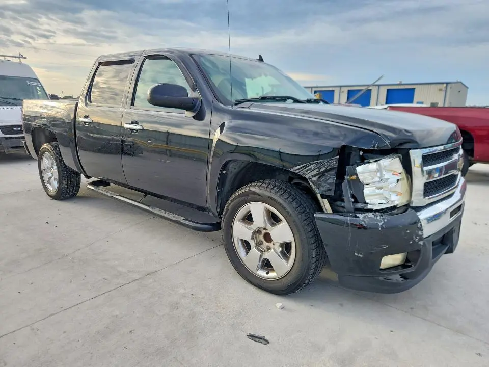 2010 CHEVROLET SILVERADO C1500 LT  