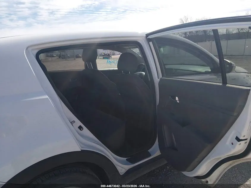 2013 KIA SPORTAGE LX