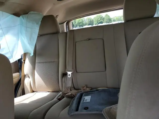 2012 GMC YUKON SLE  