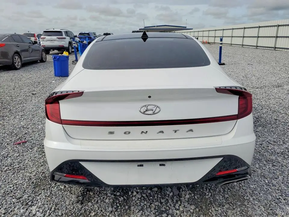2022 HYUNDAI SONATA SEL  