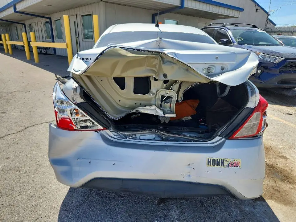 2017 NISSAN VERSA 1.6 S  