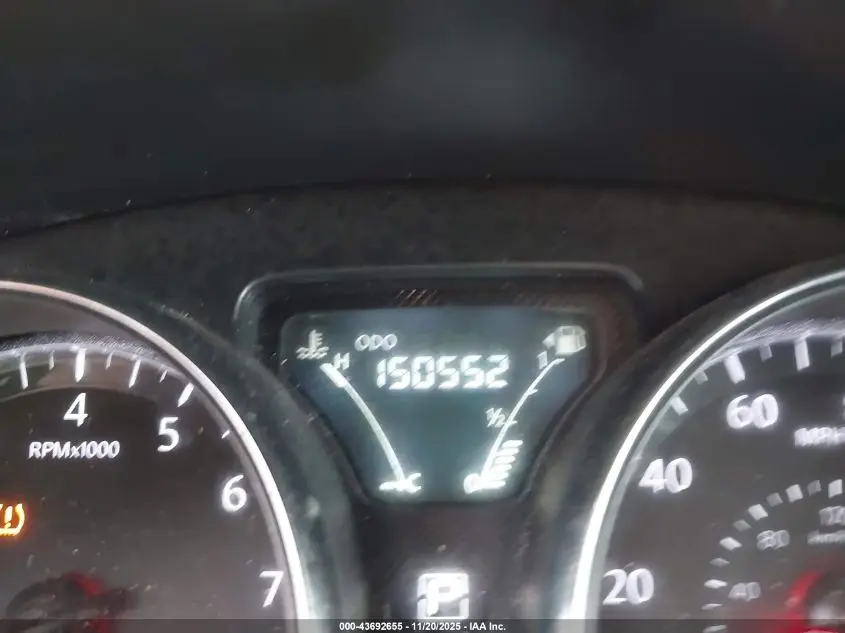 2017 NISSAN VERSA 1.6 SV