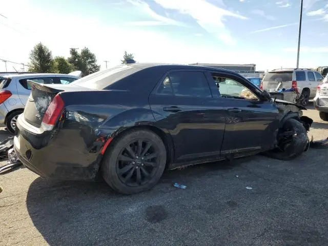 2016 CHRYSLER 300C   