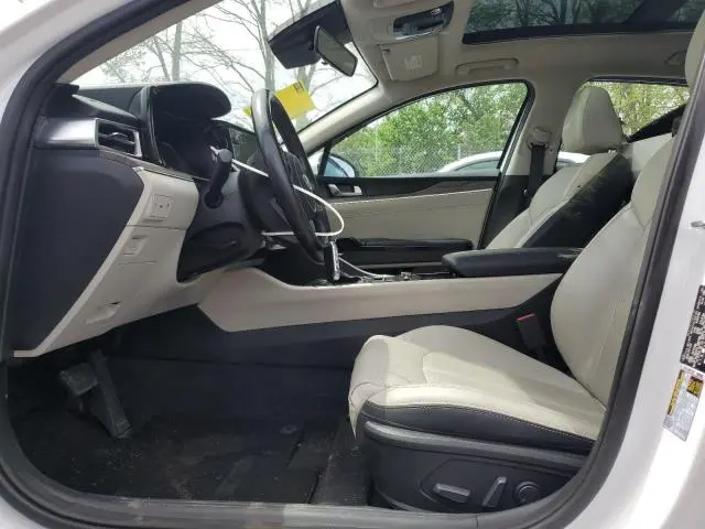 2021 KIA K5 EX  