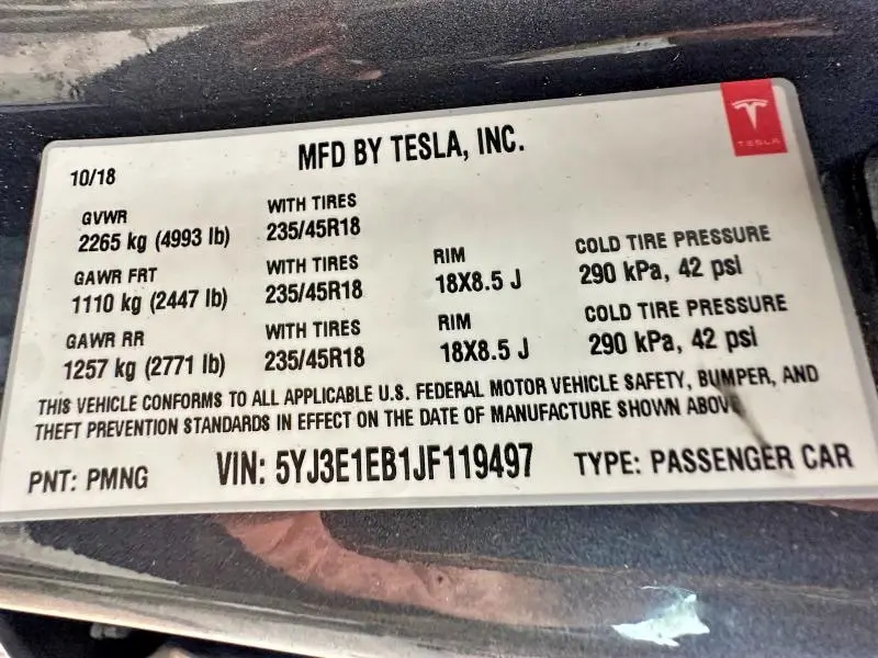 2018 TESLA MODEL 3   