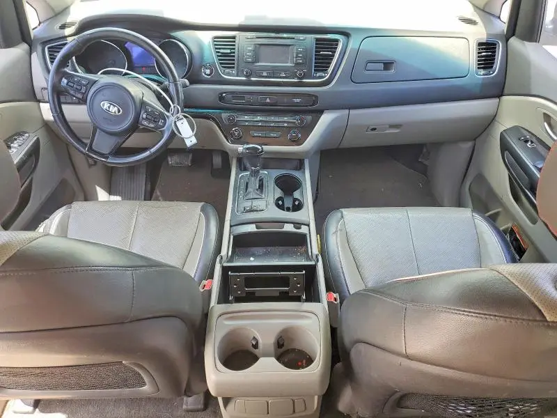 2016 KIA SEDONA LX  