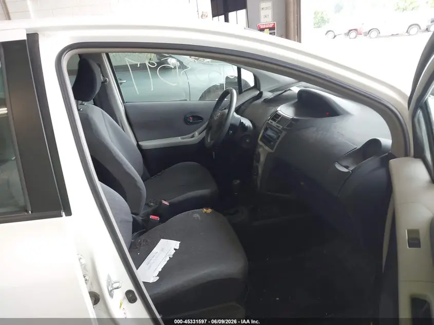 2010 TOYOTA YARIS  