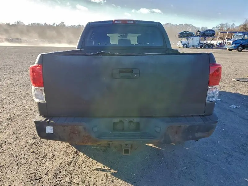 2011 TOYOTA TUNDRA CREWMAX SR5  