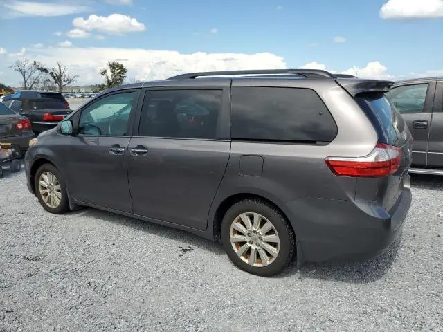 2015 TOYOTA SIENNA XLE  