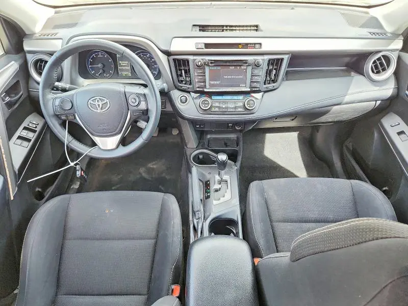 2017 TOYOTA RAV4 XLE  