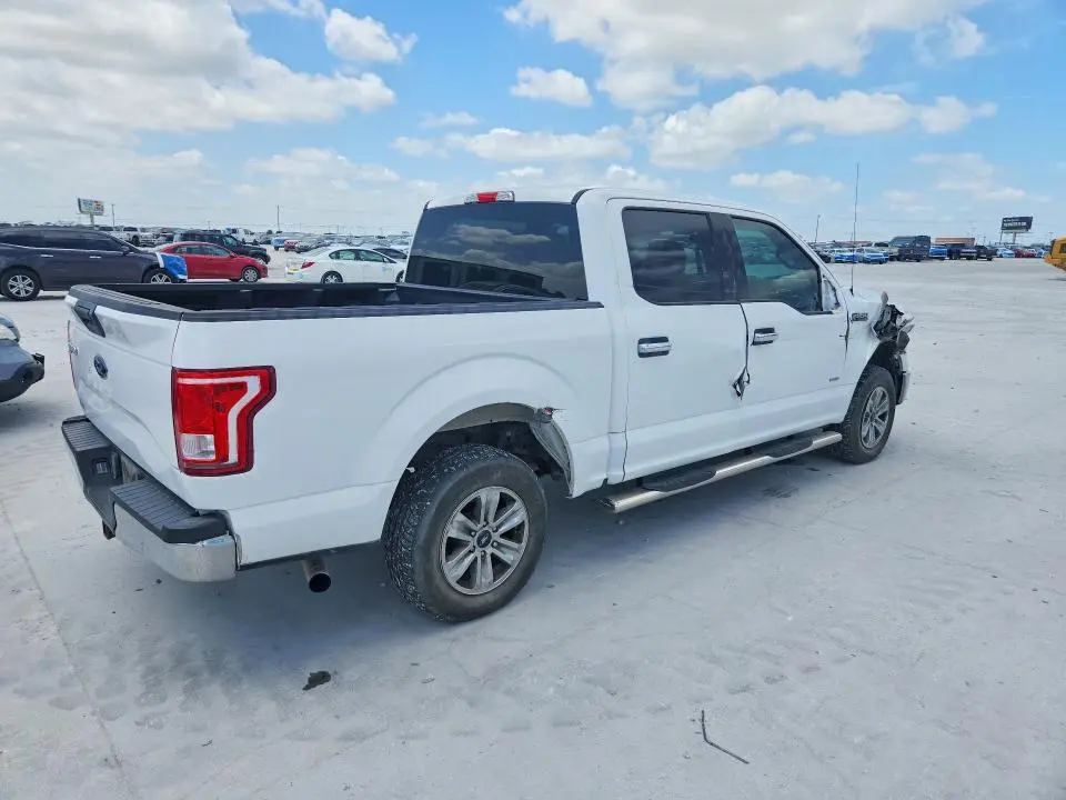 2015 FORD F150 SUPERCREW  