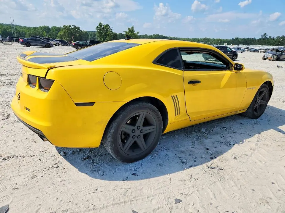 2011 CHEVROLET CAMARO LT  
