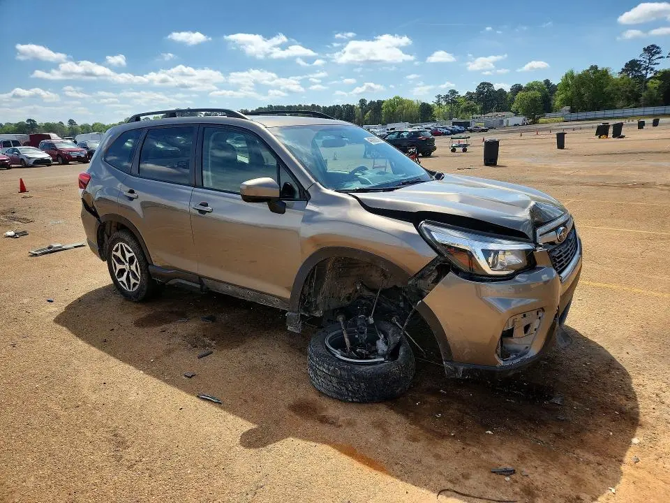 2020 SUBARU FORESTER PREMIUM  