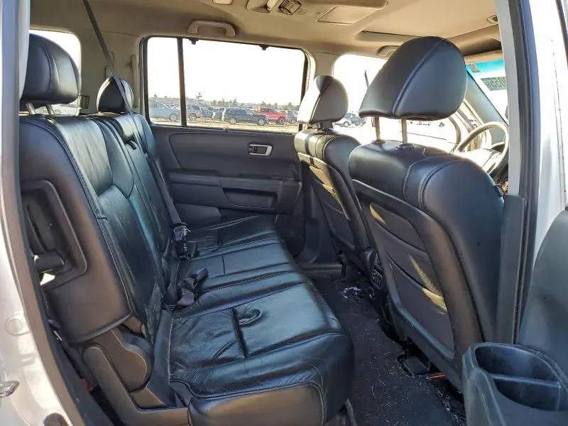 2011 HONDA PILOT TOURING  