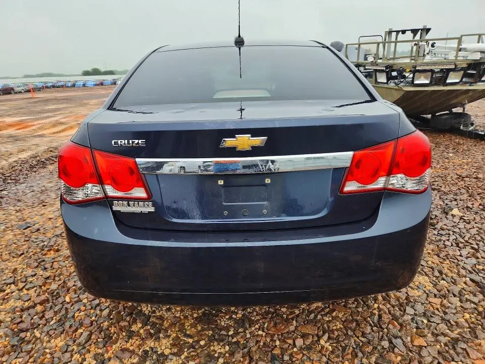 2015 CHEVROLET CRUZE LS  