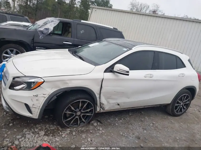2017 MERCEDES-BENZ GLA 250  