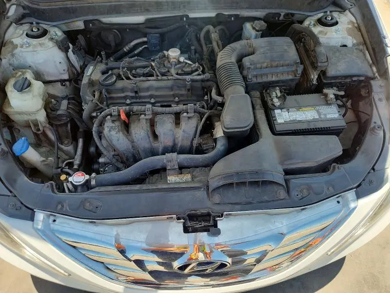 2011 HYUNDAI SONATA SE  