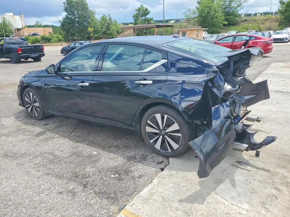 2019 NISSAN ALTIMA SV  