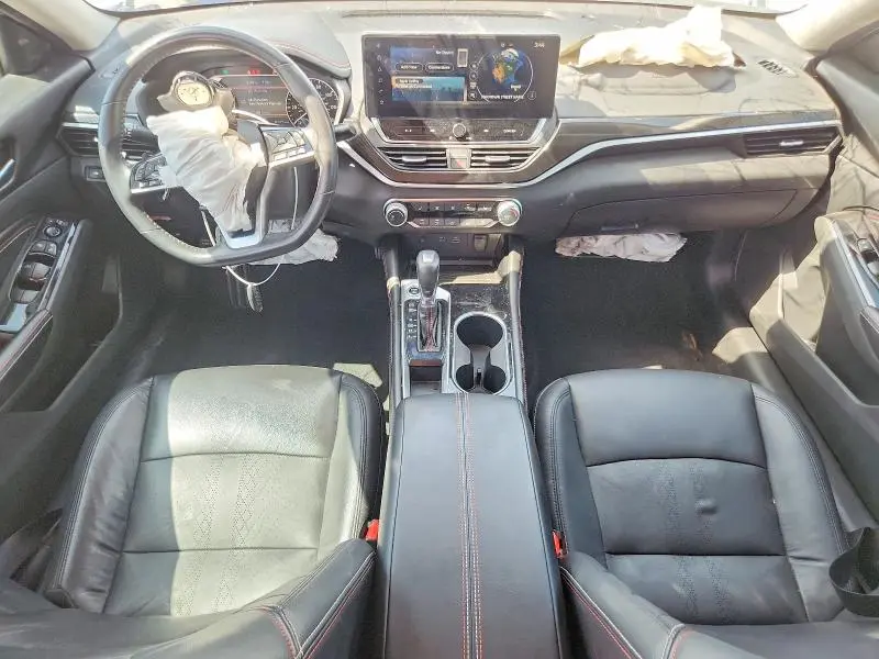 2023 NISSAN ALTIMA SR  
