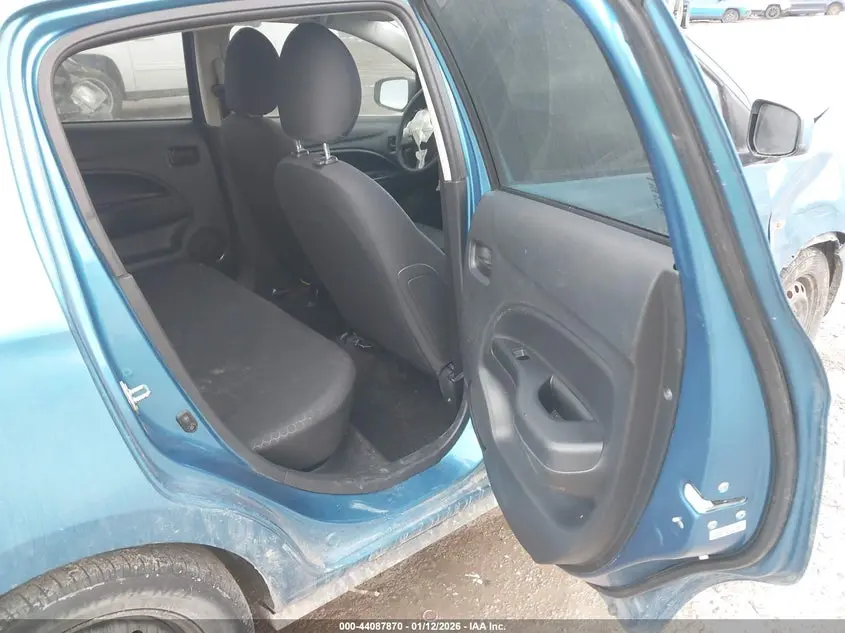 2015 MITSUBISHI MIRAGE DE