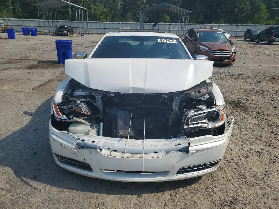 2012 CHRYSLER 300 LIMITED  