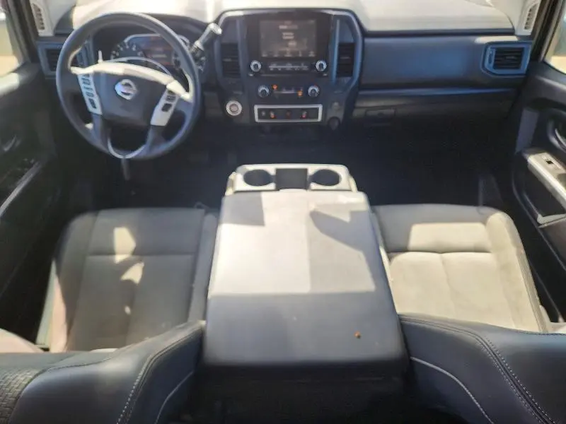 2021 NISSAN TITAN S  