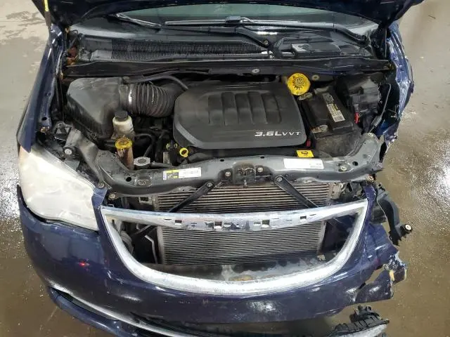 2013 CHRYSLER TOWN & COUNTRY TOURING  