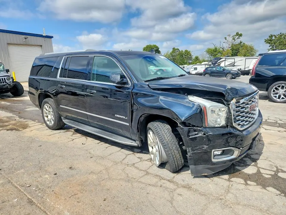 2018 GMC YUKON XL DENALI  