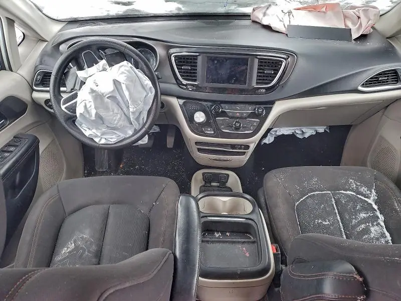 2020 CHRYSLER PACIFICA TOURING  