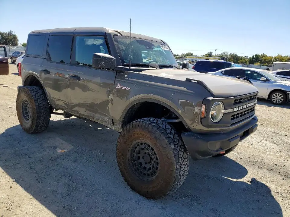 2025 FORD BRONCO BIG BEND  