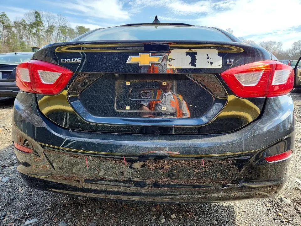 2016 CHEVROLET CRUZE LT  