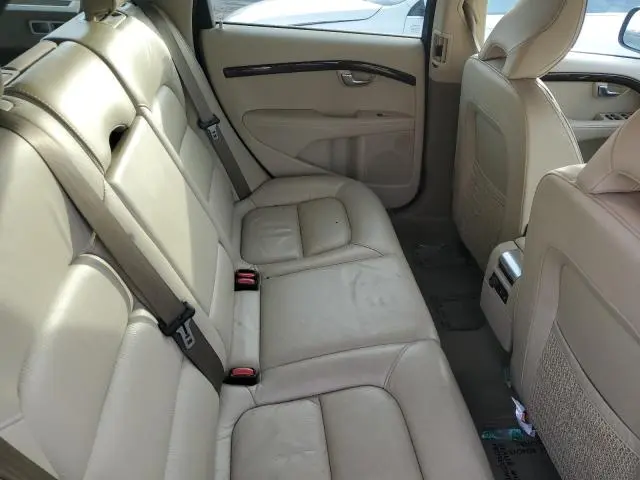 2012 VOLVO XC70 3.2  