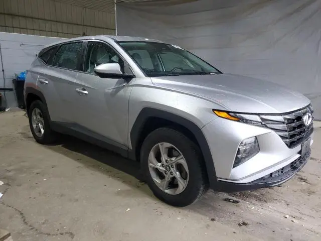 2022 HYUNDAI TUCSON SE  