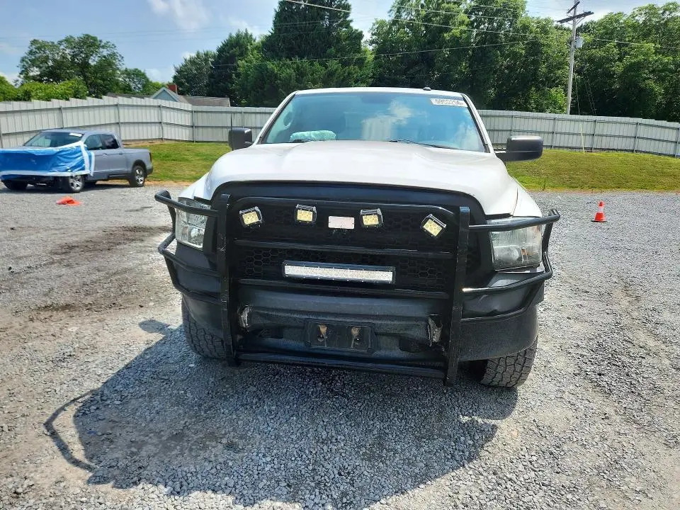 2013 RAM 1500 ST  