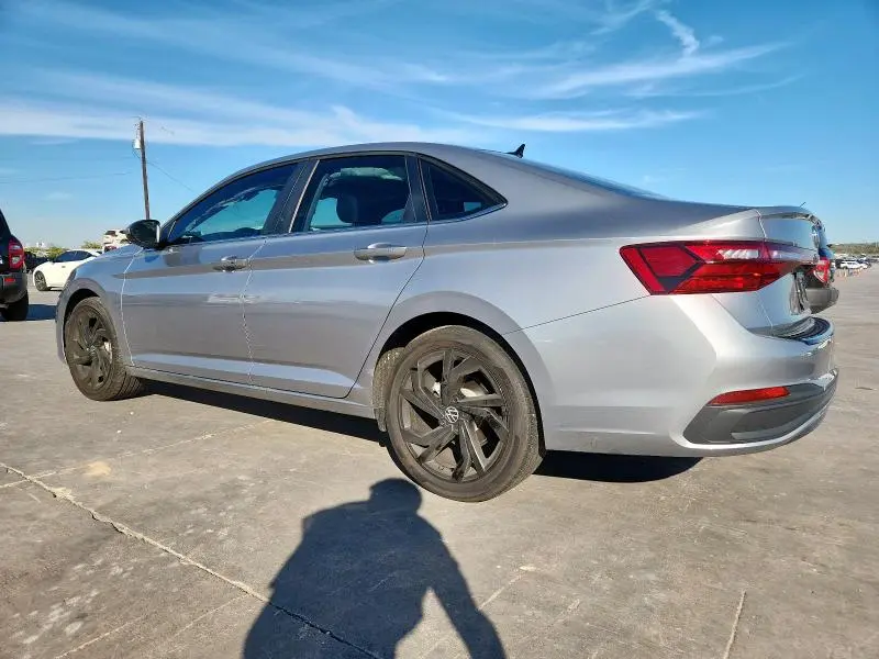 2025 VOLKSWAGEN JETTA SE  