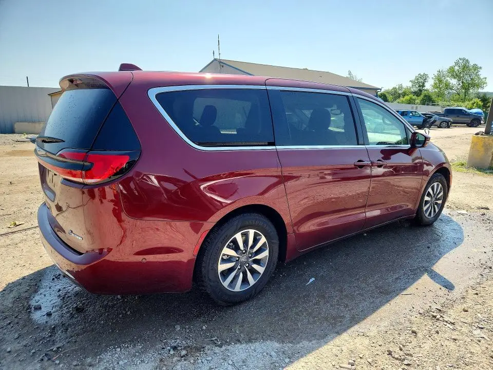 2022 CHRYSLER PACIFICA HYBRID TOURING L  
