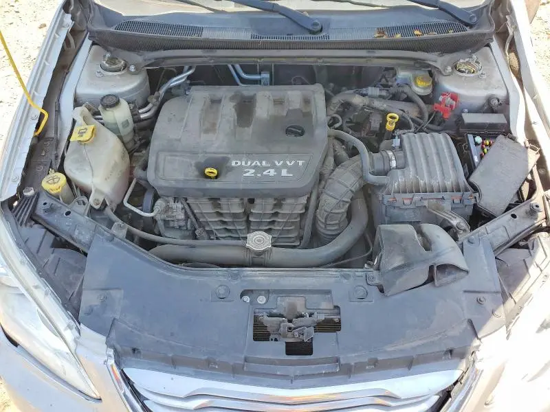 2012 CHRYSLER 200 LX  