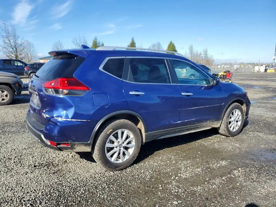 2017 NISSAN ROGUE SV  