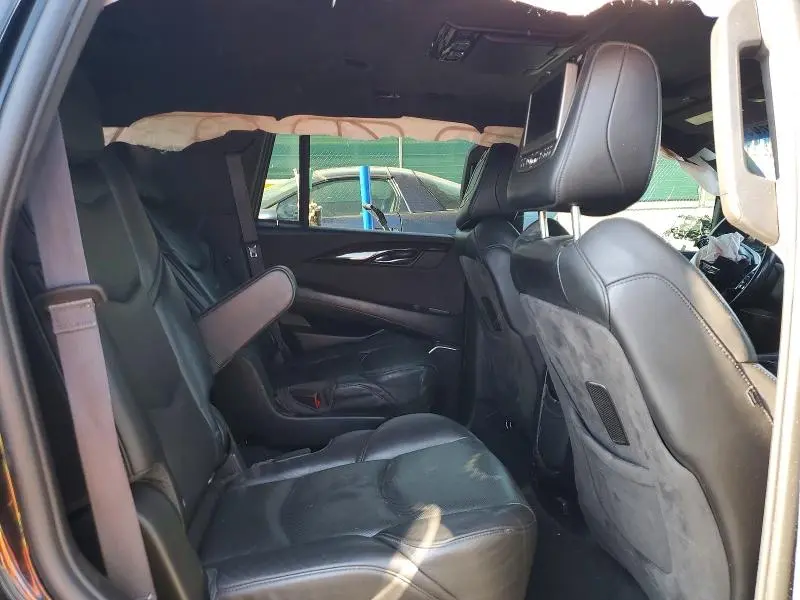 2016 CADILLAC ESCALADE PLATINUM  