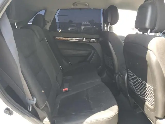 2014 KIA SORENTO LX  
